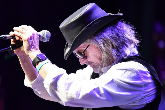 Southern Accents – Acoustic Tribute to Tom Petty